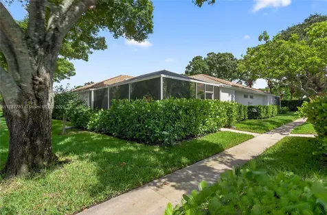 3903 Water Oak Court Palm Beach Gardens FL 33410