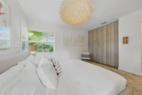 776 NE 73rd Street Miami FL 33138