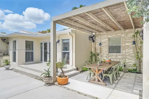 776 NE 73rd Street Miami FL 33138