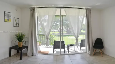 8901 Hollybrook Hollywood FL 33025