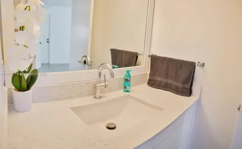 8901 Hollybrook Hollywood FL 33025
