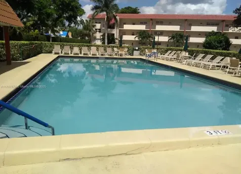 8901 Hollybrook Hollywood FL 33025