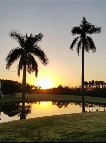 8901 Hollybrook Hollywood FL 33025