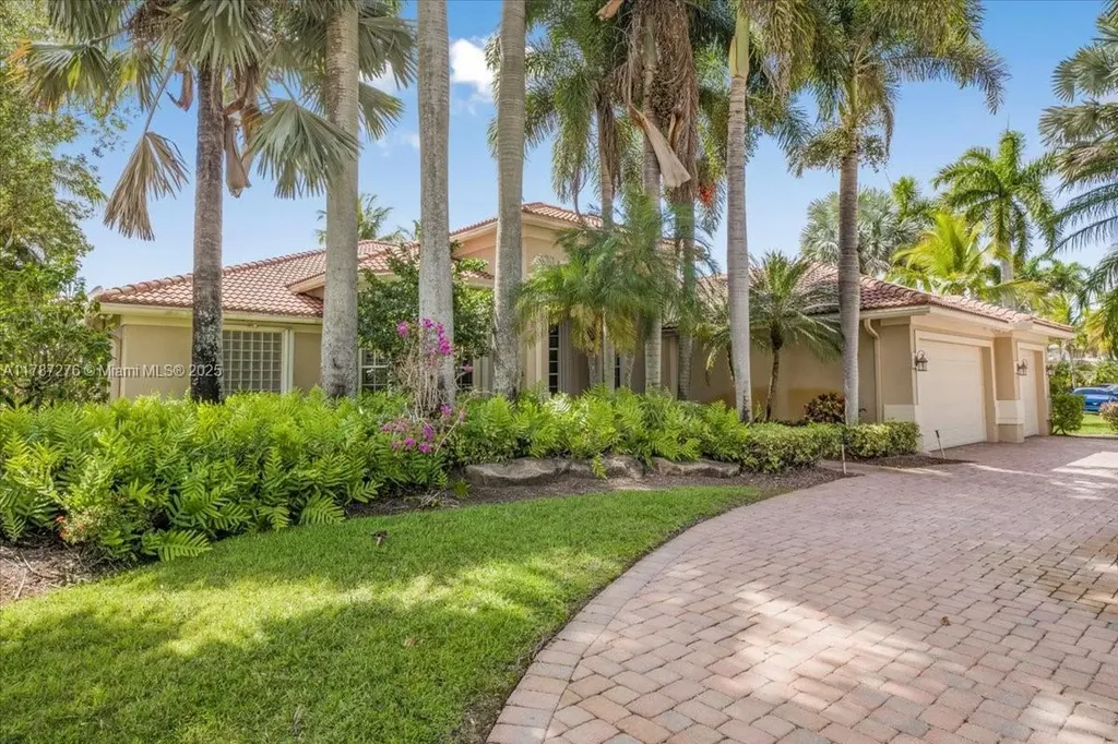 1525 Victoria Isle Way Weston FL 33327