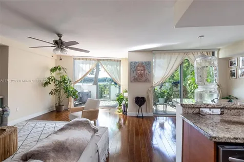 2681 N Flamingo Road Sunrise FL 33323