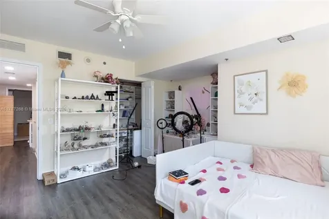2681 N Flamingo Road Sunrise FL 33323