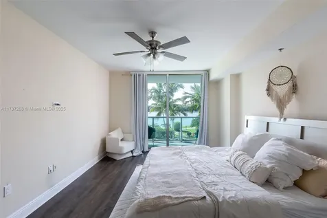 2681 N Flamingo Road Sunrise FL 33323