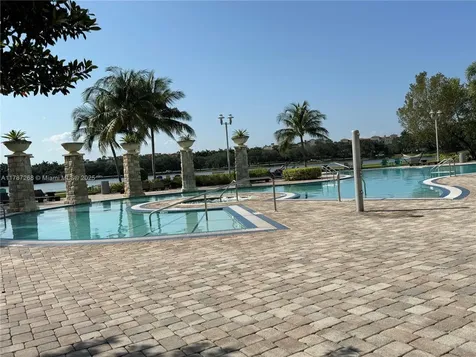 2681 N Flamingo Road Sunrise FL 33323