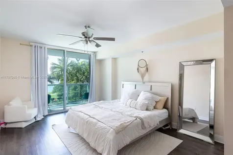 2681 N Flamingo Road Sunrise FL 33323
