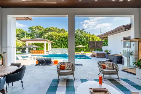 9150 SW 124th Street Miami FL 33176