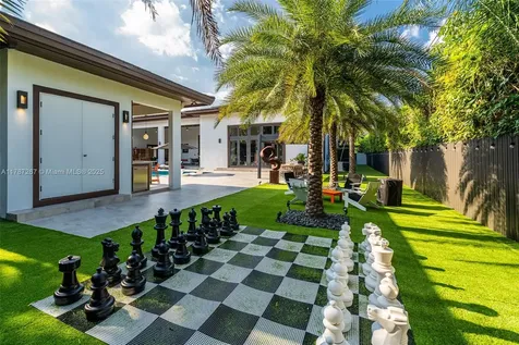 9150 SW 124th Street Miami FL 33176