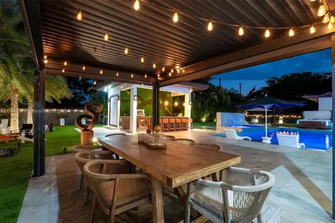 9150 SW 124th Street Miami FL 33176