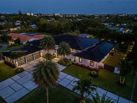 9150 SW 124th Street Miami FL 33176
