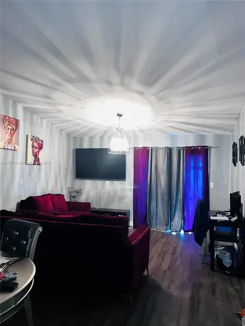 4335 NW 4th Avenue Deerfield Beach FL 33064