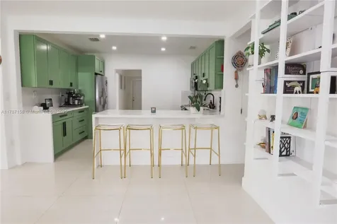 6431 SW 59th Avenue South Miami FL 33143