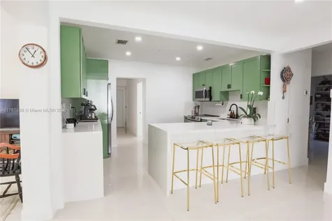 6431 SW 59th Avenue South Miami FL 33143