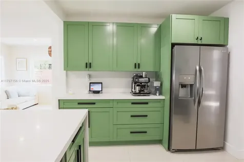 6431 SW 59th Avenue South Miami FL 33143