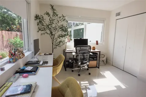 6431 SW 59th Avenue South Miami FL 33143