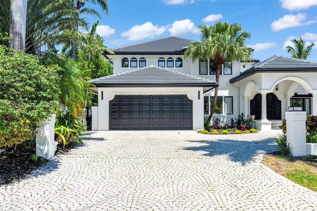 2561 Lucille Drive Fort Lauderdale FL 33316