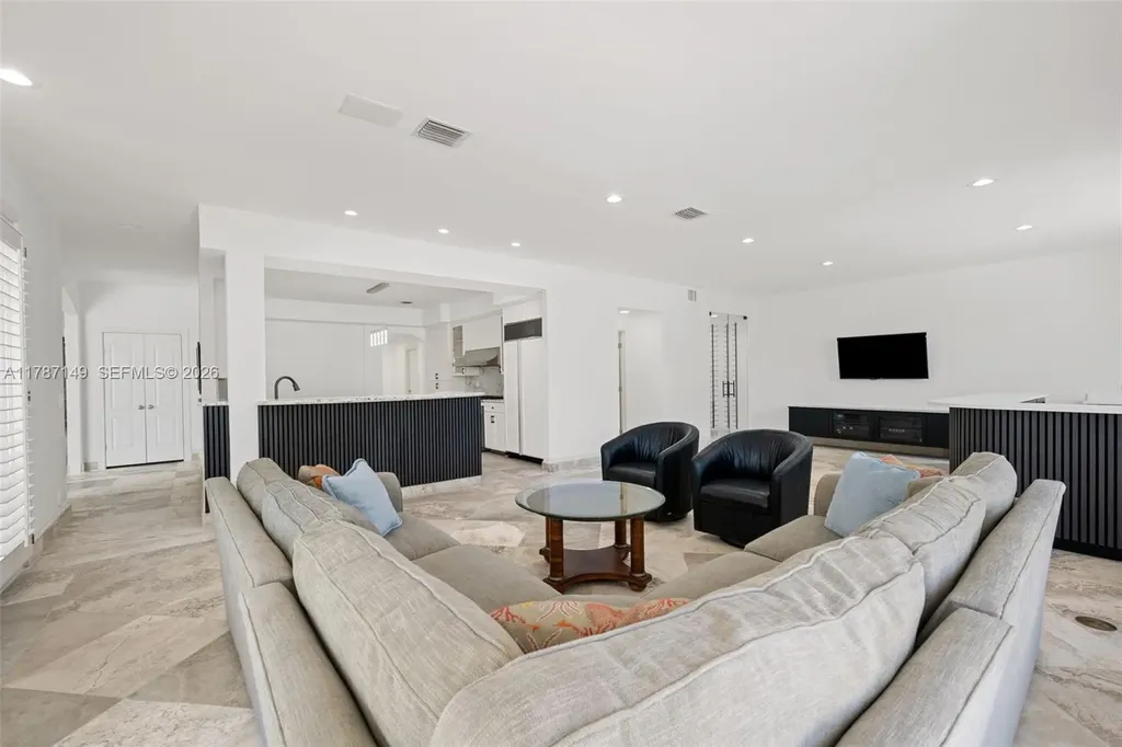 2561 Lucille Drive Fort Lauderdale FL 33316