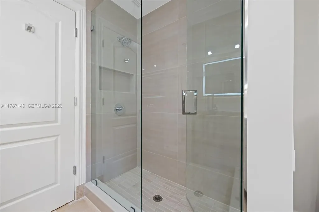 2561 Lucille Drive Fort Lauderdale FL 33316