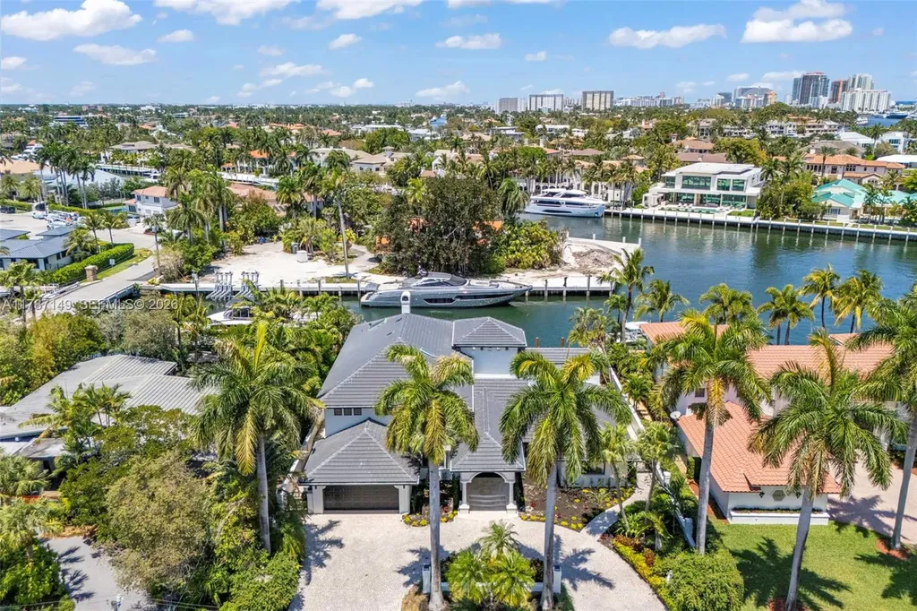 2561 Lucille Drive Fort Lauderdale FL 33316