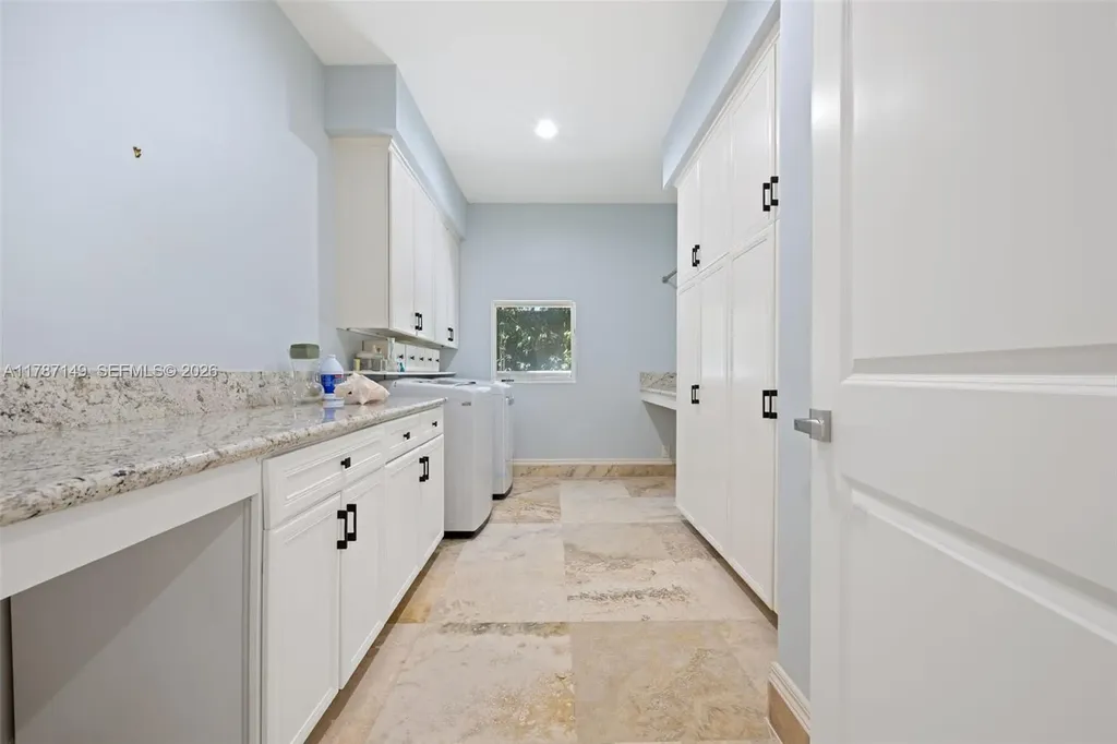 2561 Lucille Drive Fort Lauderdale FL 33316