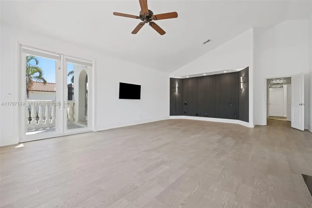 2561 Lucille Drive Fort Lauderdale FL 33316