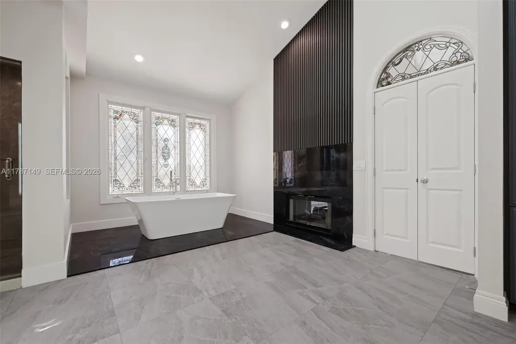 2561 Lucille Drive Fort Lauderdale FL 33316