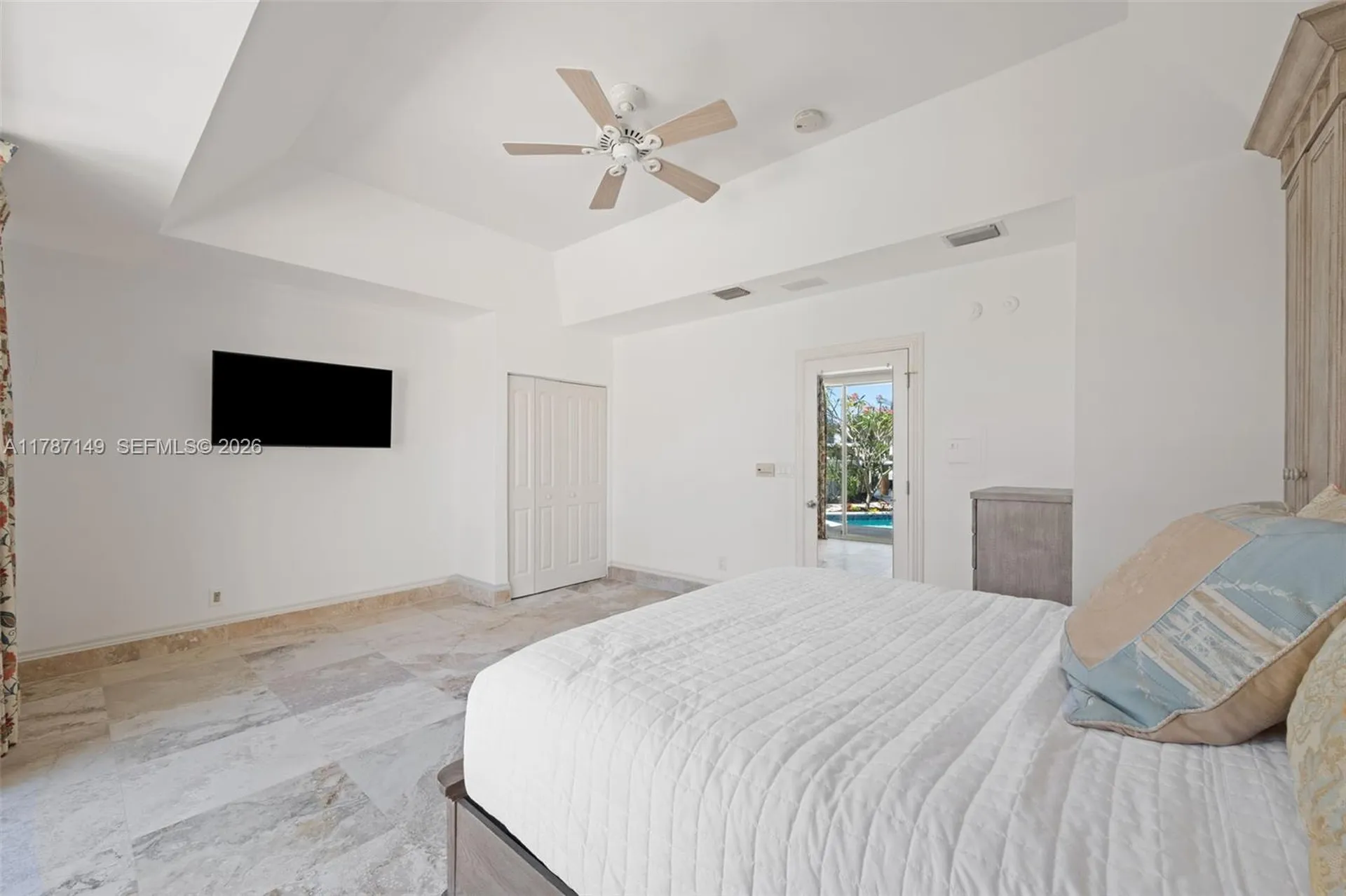 2561 Lucille Drive Fort Lauderdale FL 33316