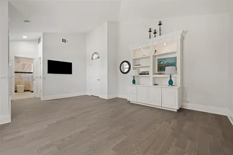 2561 Lucille Drive Fort Lauderdale FL 33316