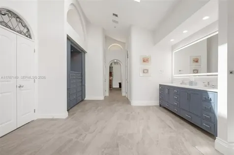 2561 Lucille Drive Fort Lauderdale FL 33316