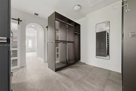 2561 Lucille Drive Fort Lauderdale FL 33316