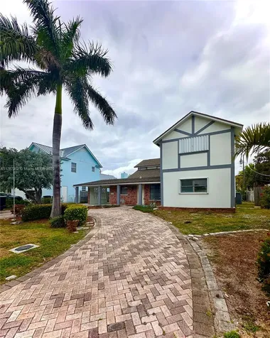 2727 NE 31st Court Lighthouse Point FL 33064