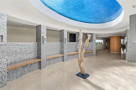 900 Biscayne Boulevard Miami FL 33132