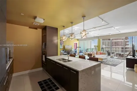 900 Biscayne Boulevard Miami FL 33132