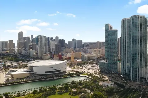 900 Biscayne Boulevard Miami FL 33132