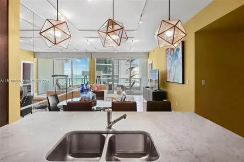 900 Biscayne Boulevard Miami FL 33132