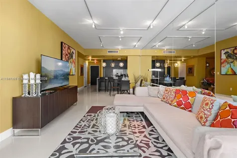 900 Biscayne Boulevard Miami FL 33132
