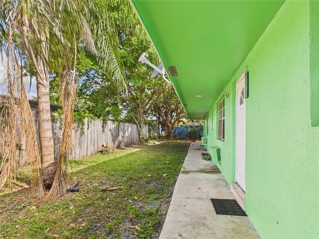 2707 NW 13th Street Fort Lauderdale FL 33311