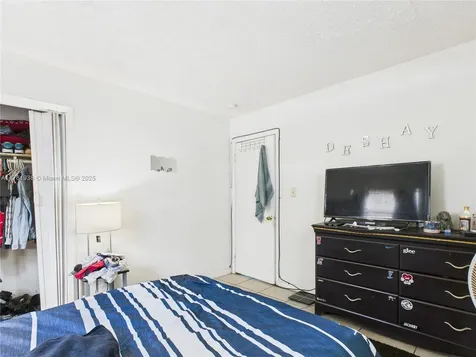 2707 NW 13th Street Fort Lauderdale FL 33311
