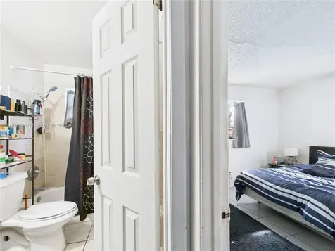 2707 NW 13th Street Fort Lauderdale FL 33311