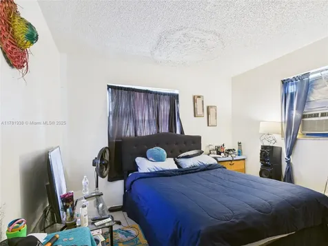 2707 NW 13th Street Fort Lauderdale FL 33311