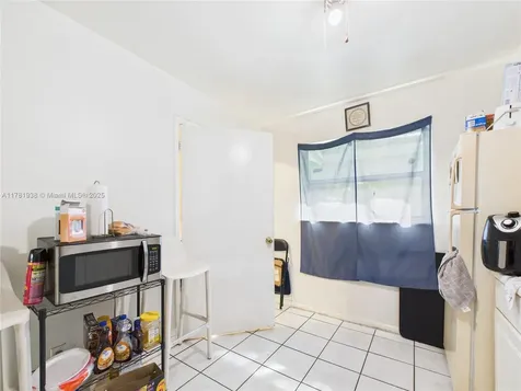 2707 NW 13th Street Fort Lauderdale FL 33311