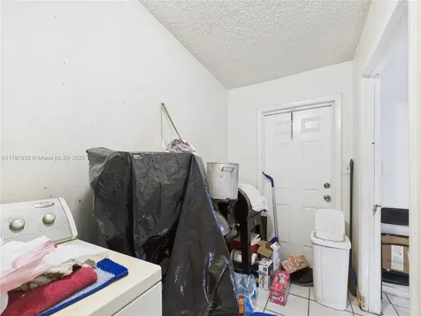 2707 NW 13th Street Fort Lauderdale FL 33311