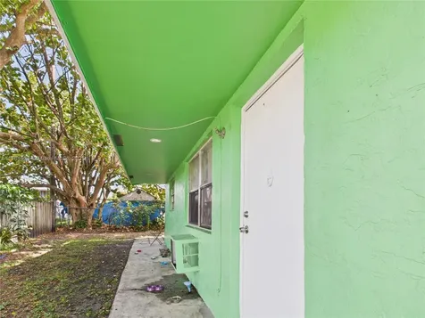 2707 NW 13th Street Fort Lauderdale FL 33311