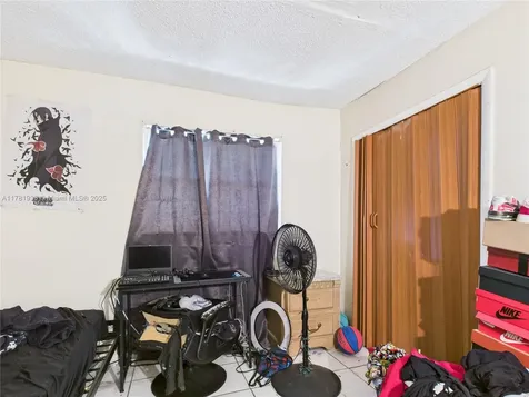 2707 NW 13th Street Fort Lauderdale FL 33311