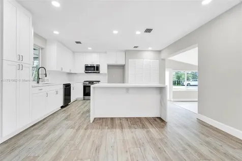 17000 SW 89th Court Palmetto Bay FL 33157