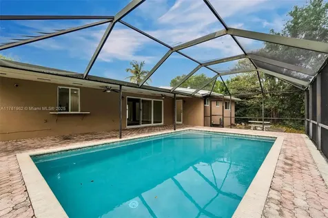 17000 SW 89th Court Palmetto Bay FL 33157
