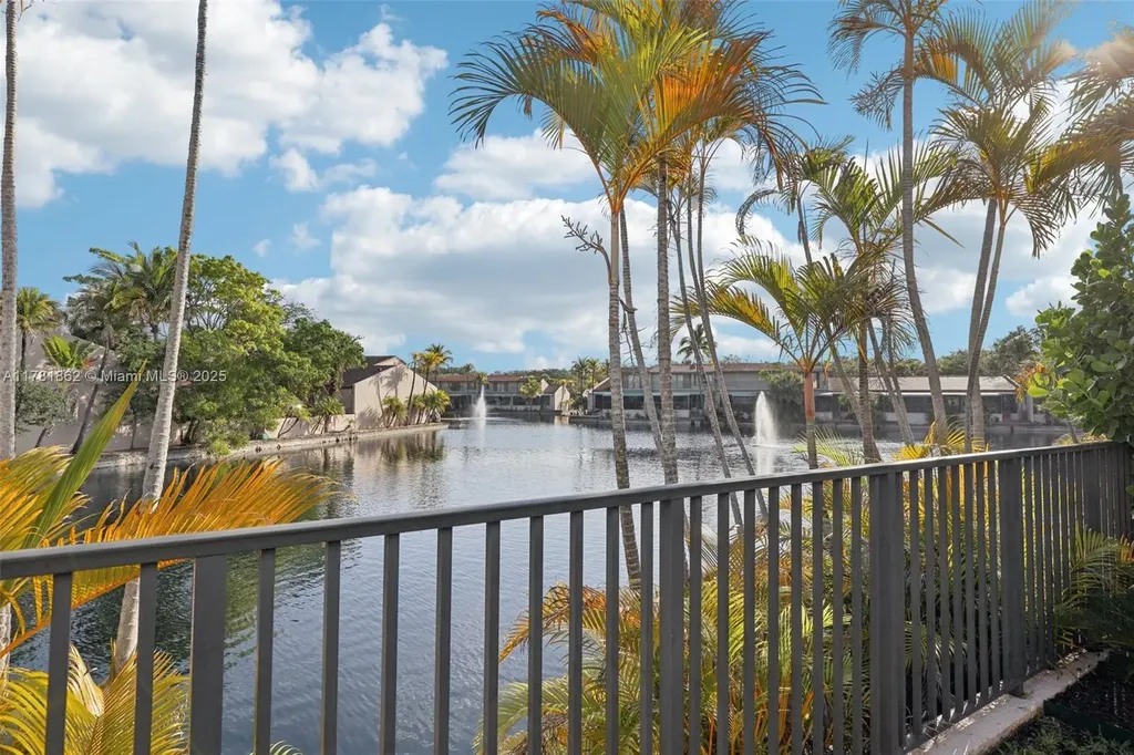 8385 Rednock Lane Miami Lakes FL 33016